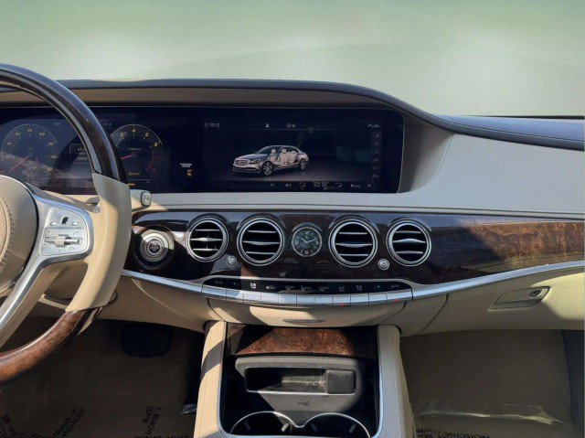 Certified 2019 Mercedes-Benz S 560 4MATIC Sedan image 13