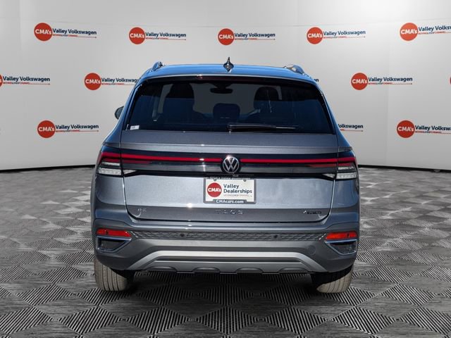 New 2026 Volkswagen Taos SE image 6