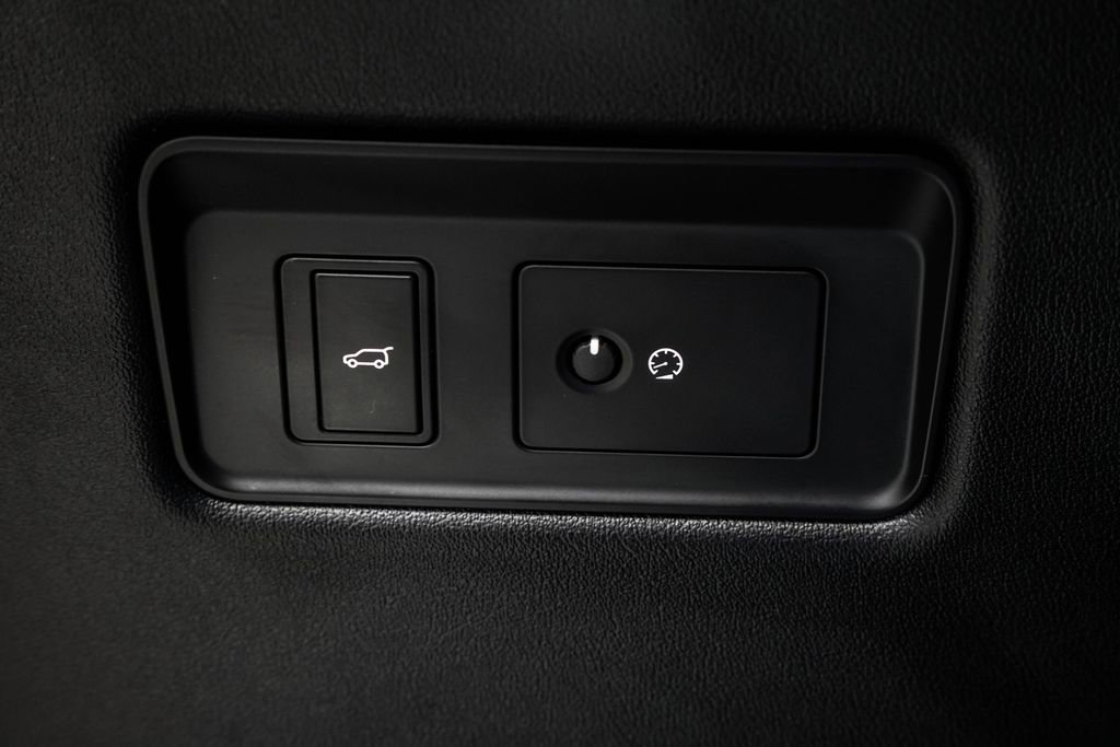 Used 2020 Land Rover Range Rover Sport SVR AWD/4WD image 42