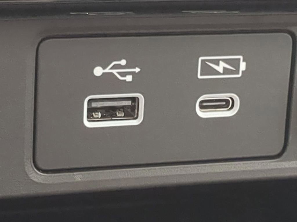 Used 2025 Honda CR-V EX image 22