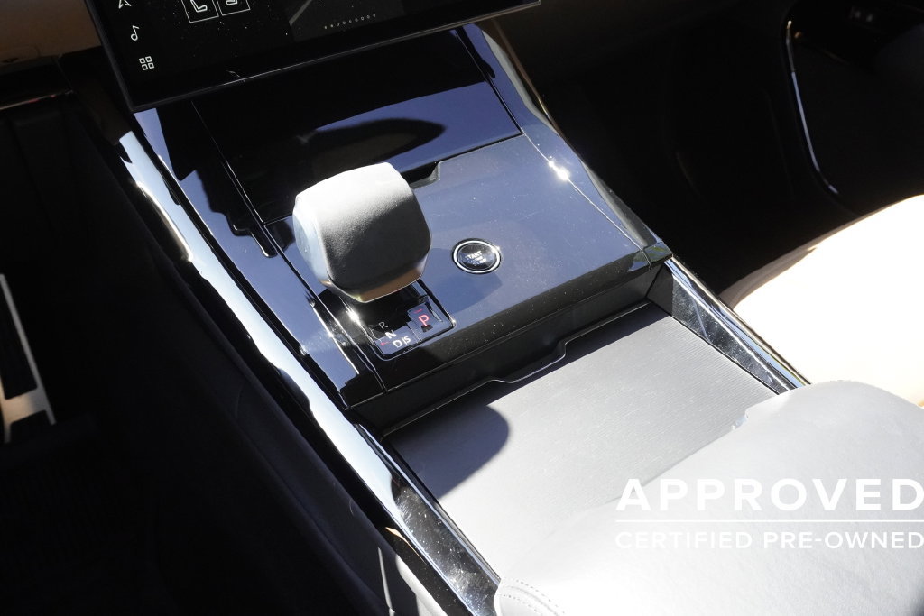 Used 2026 Land Rover Range Rover Sport Dynamic SE AWD/4WD image 14