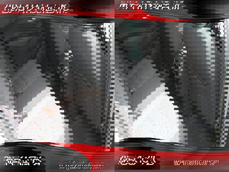 Used 2023 Chevrolet Equinox LT image 29