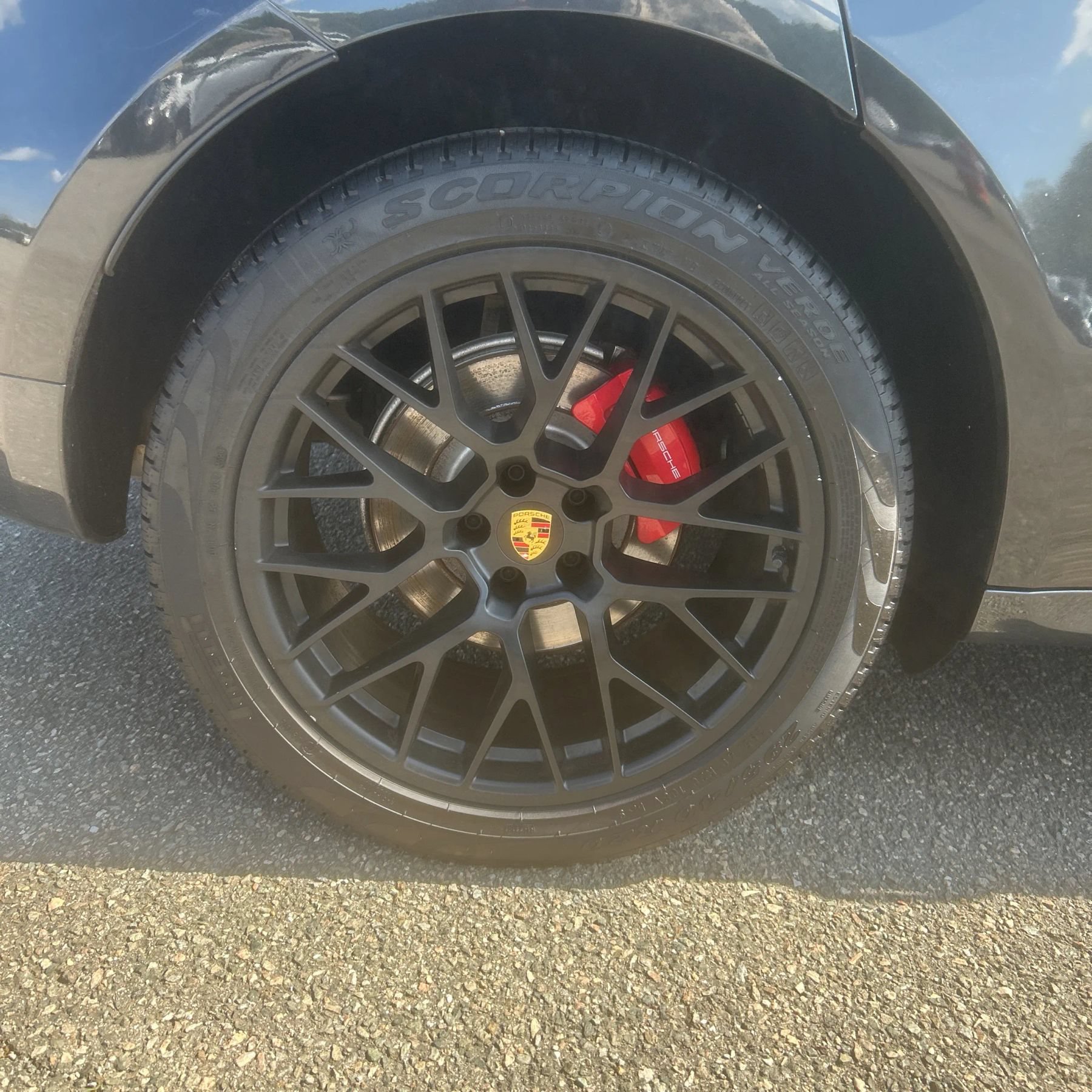 Used 2017 Porsche Macan GTS AWD/4WD image 14
