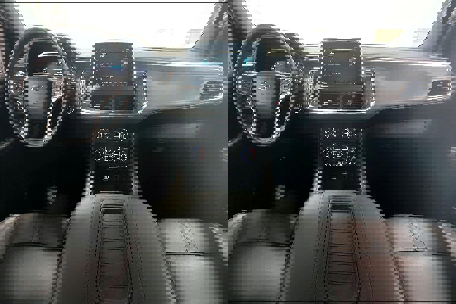 Used 2023 Chevrolet Tahoe RST w/ Luxury Package image 9