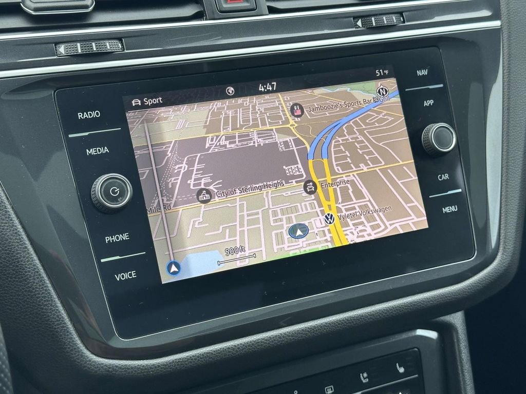 Certified 2024 Volkswagen Tiguan SEL R-Line image 29