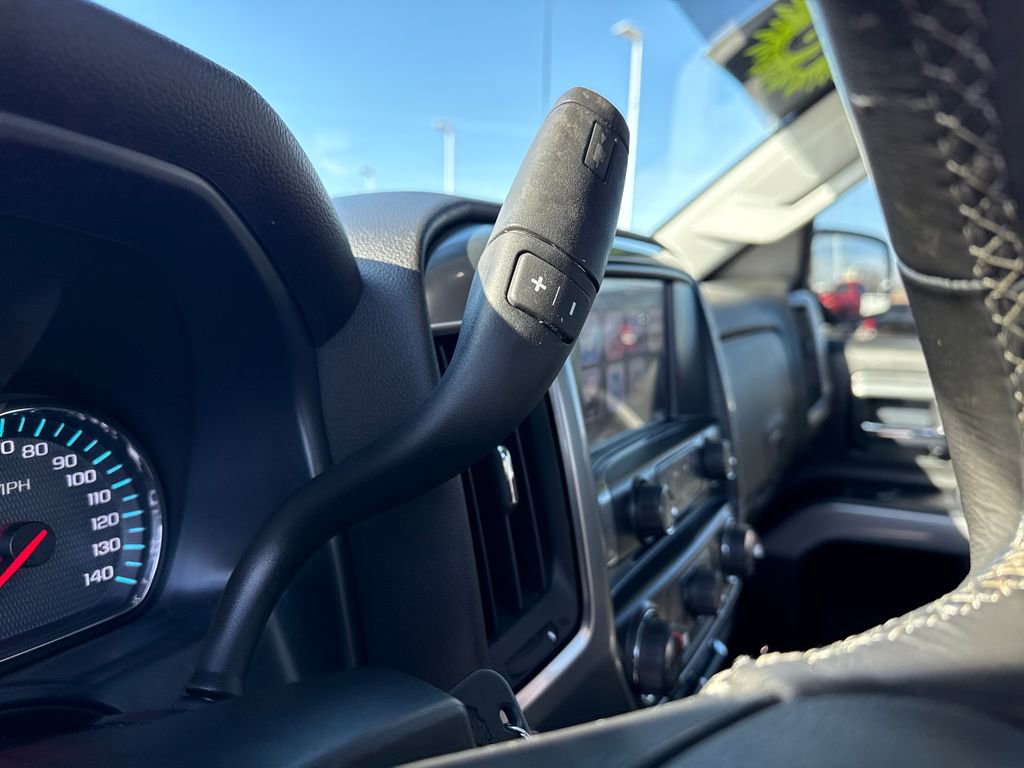 Used 2018 Chevrolet Silverado 1500 LT w/ All Star Edition image 30