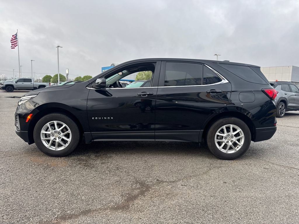 Used 2024 Chevrolet Equinox LT image 3