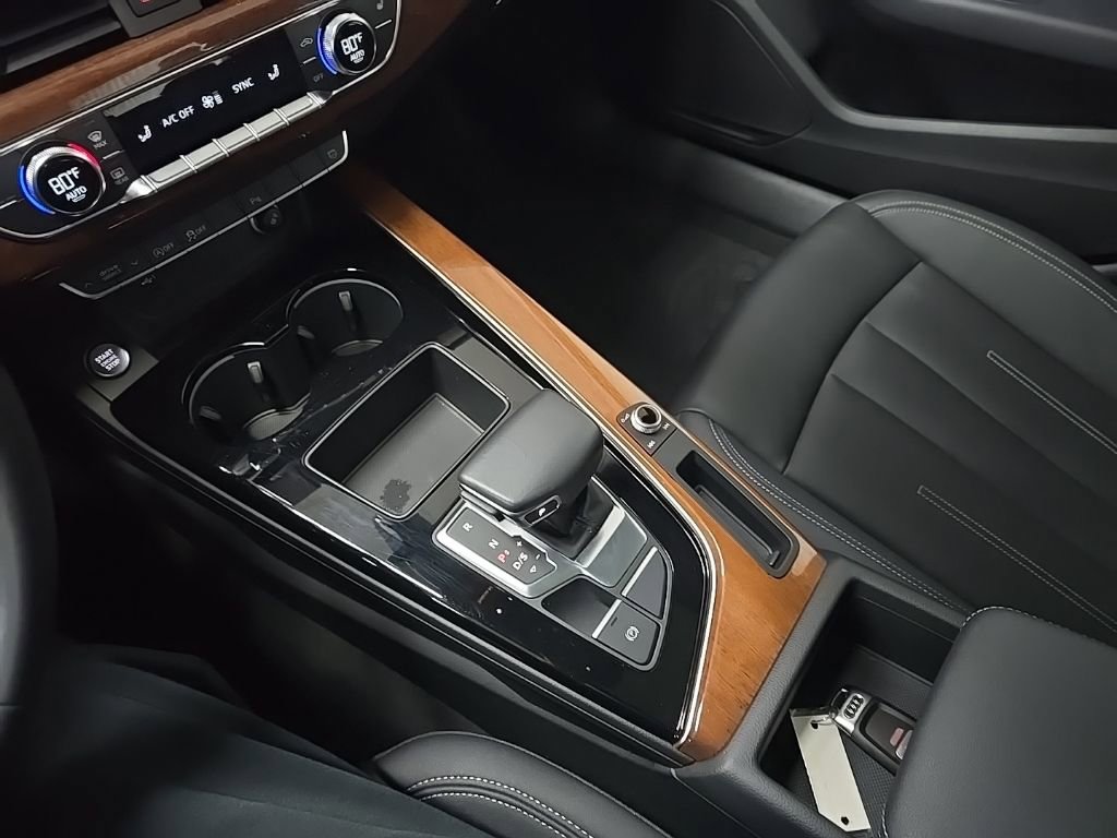 Used 2024 Audi A4 2.0T Premium image 27