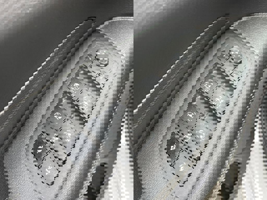 Used 2022 Dodge Durango GT image 18