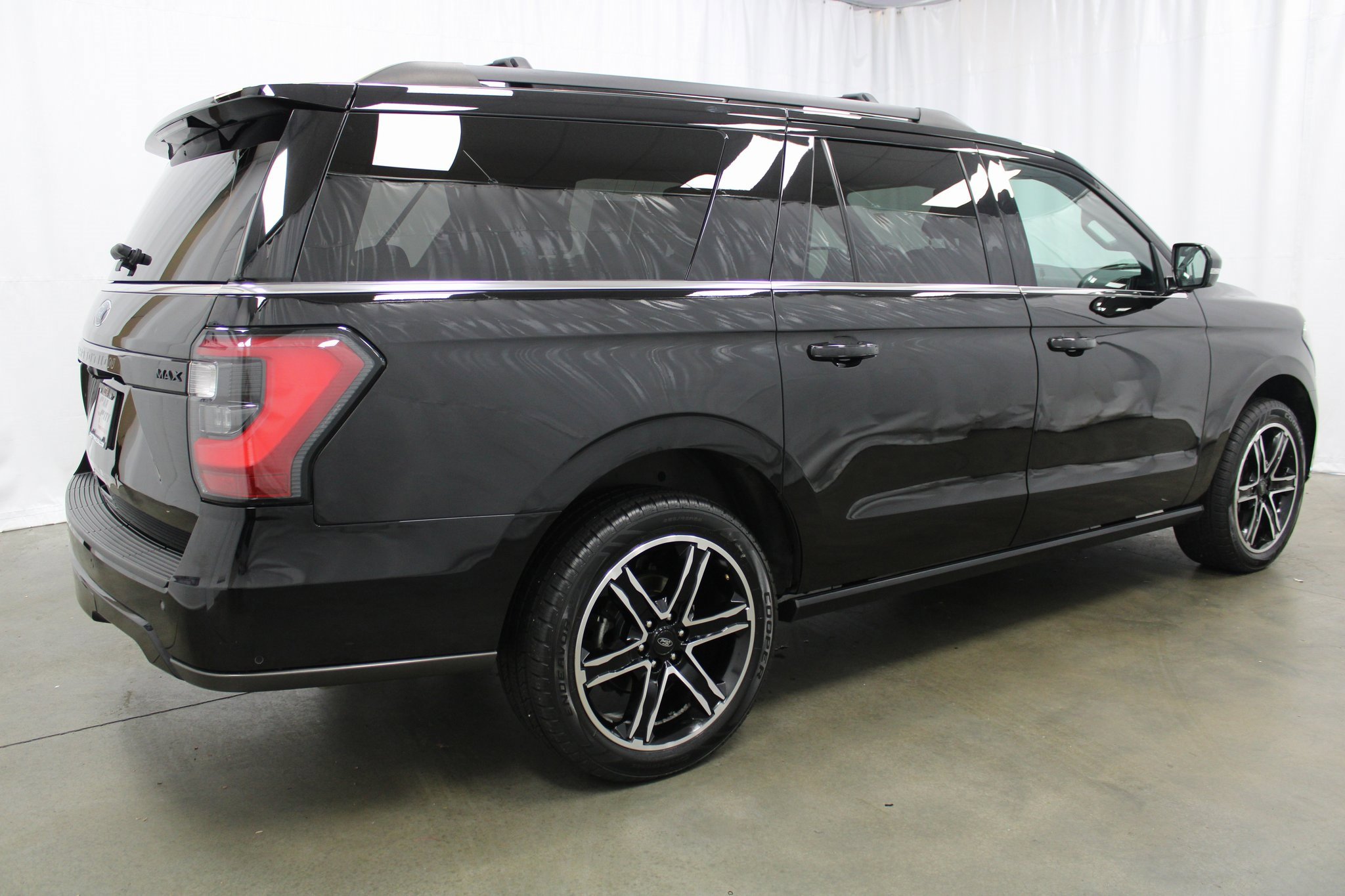 Used 2021 Ford Expedition Max Limited w/ Equipment Group 303A image 6