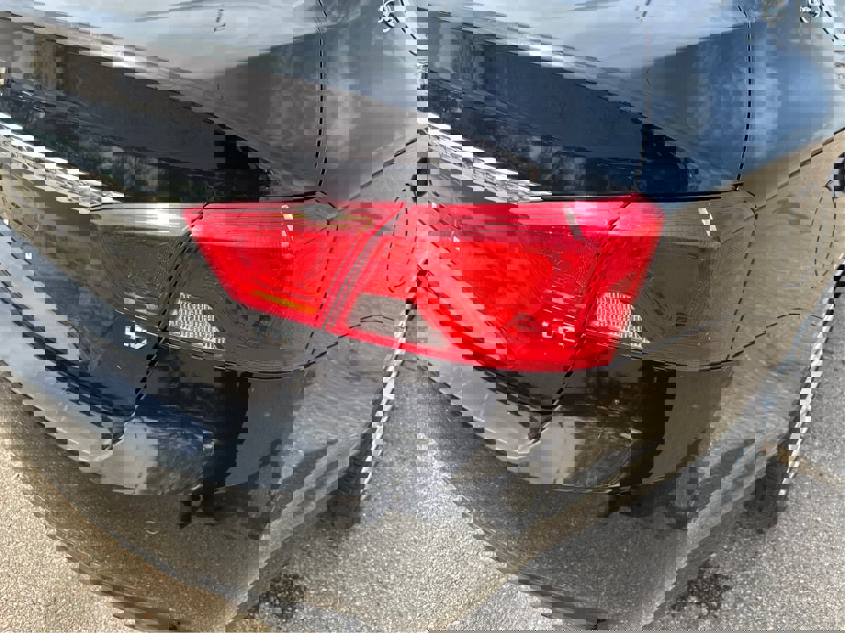 Used 2016 Chevrolet Impala LTZ FWD image 37