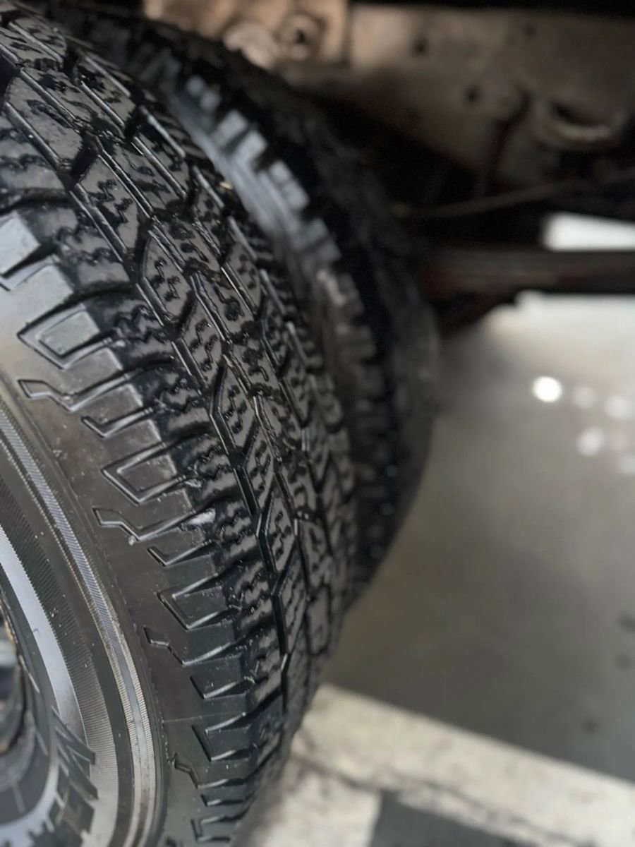 Used 1997 Ford F450 2WD Regular Cab Super Duty image 21