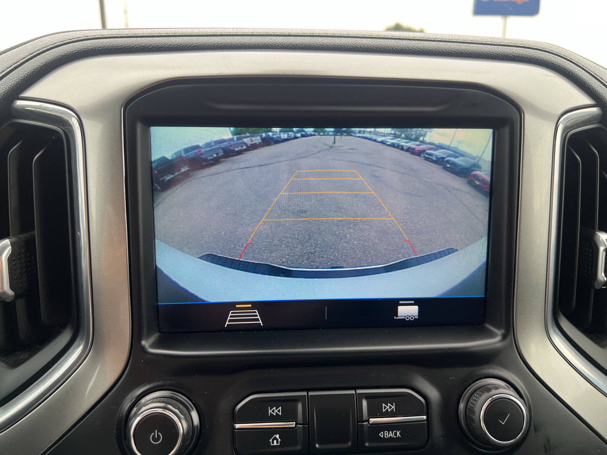 Used 2021 Chevrolet Silverado 2500 LT AWD/4WD image 27