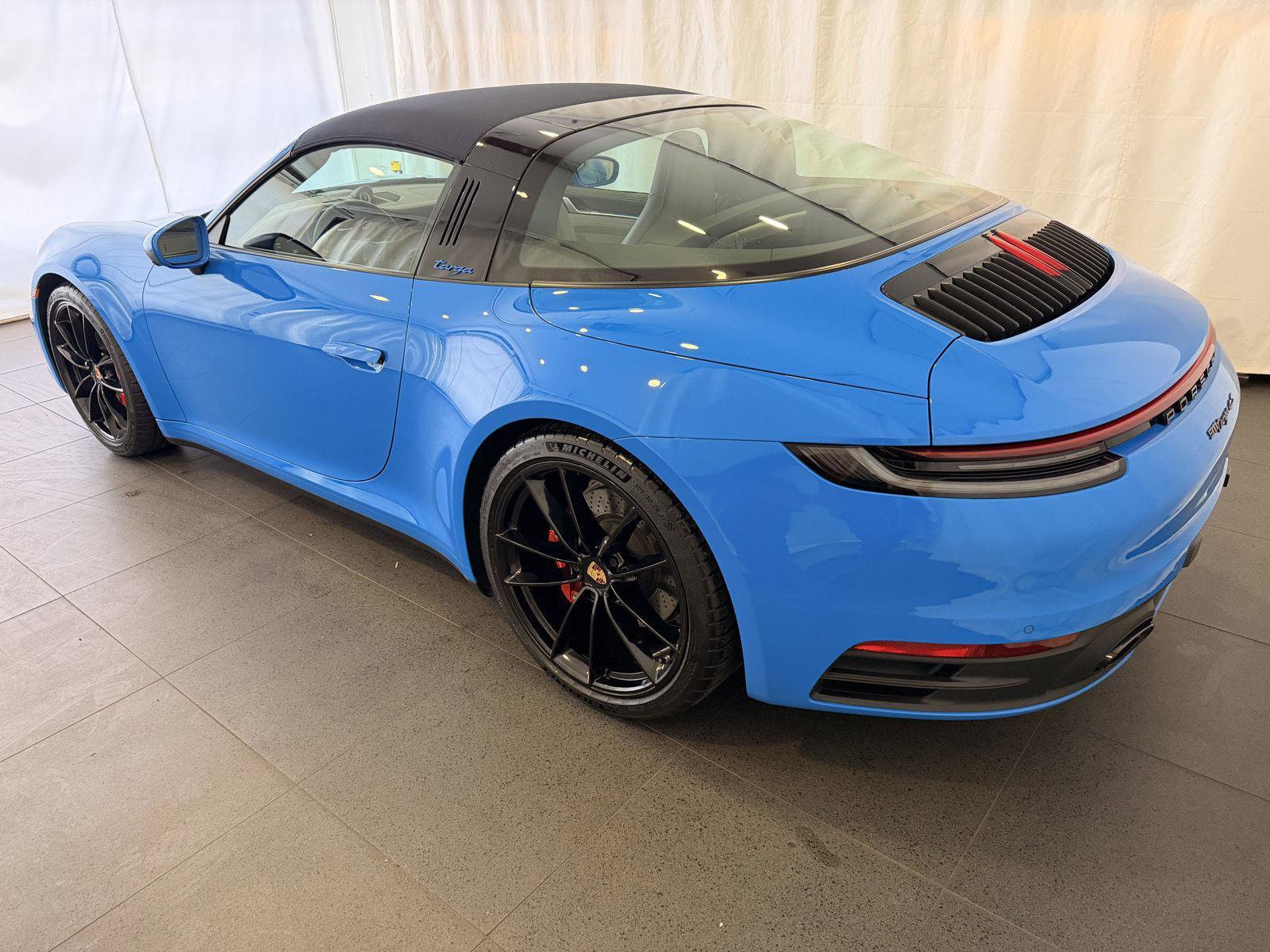 Certified 2023 Porsche 911 Targa 4 GTS image 3