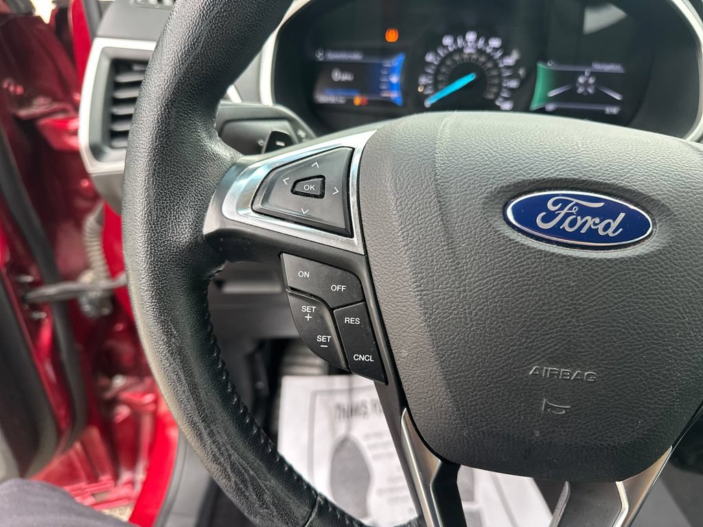Used 2017 Ford Edge SEL w/ Equipment Group 201A FWD image 13