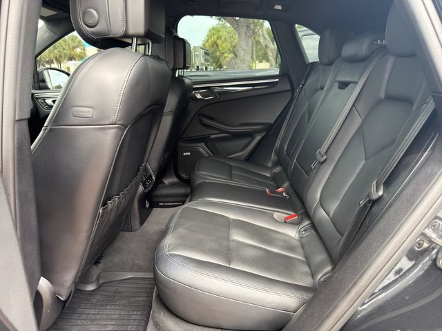Used 2019 Porsche Macan AWD/4WD image 12