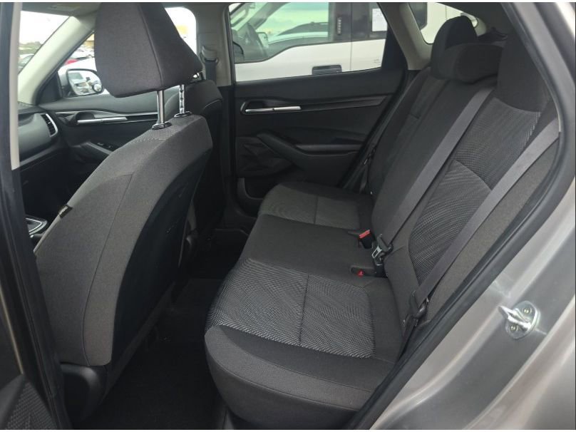 Used 2021 Kia Seltos LX image 23