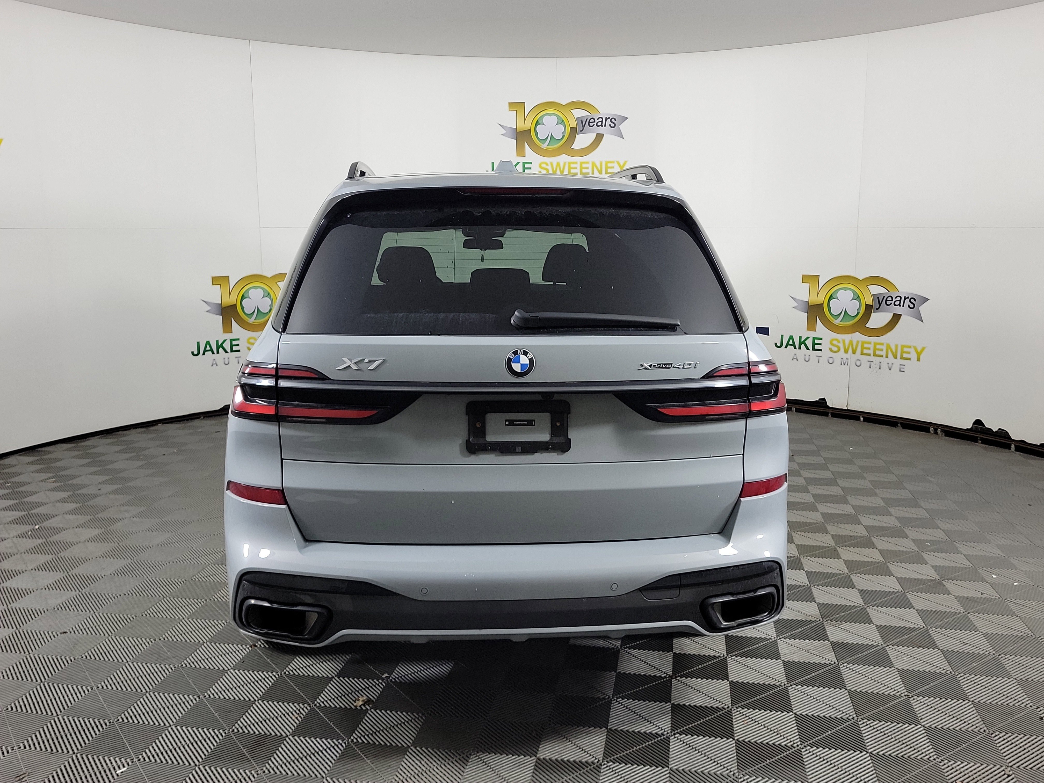 Used 2025 BMW X7 xDrive40i image 3