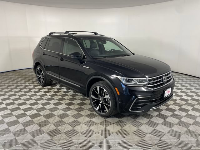 Used 2024 Volkswagen Tiguan SEL R-Line AWD/4WD image 25