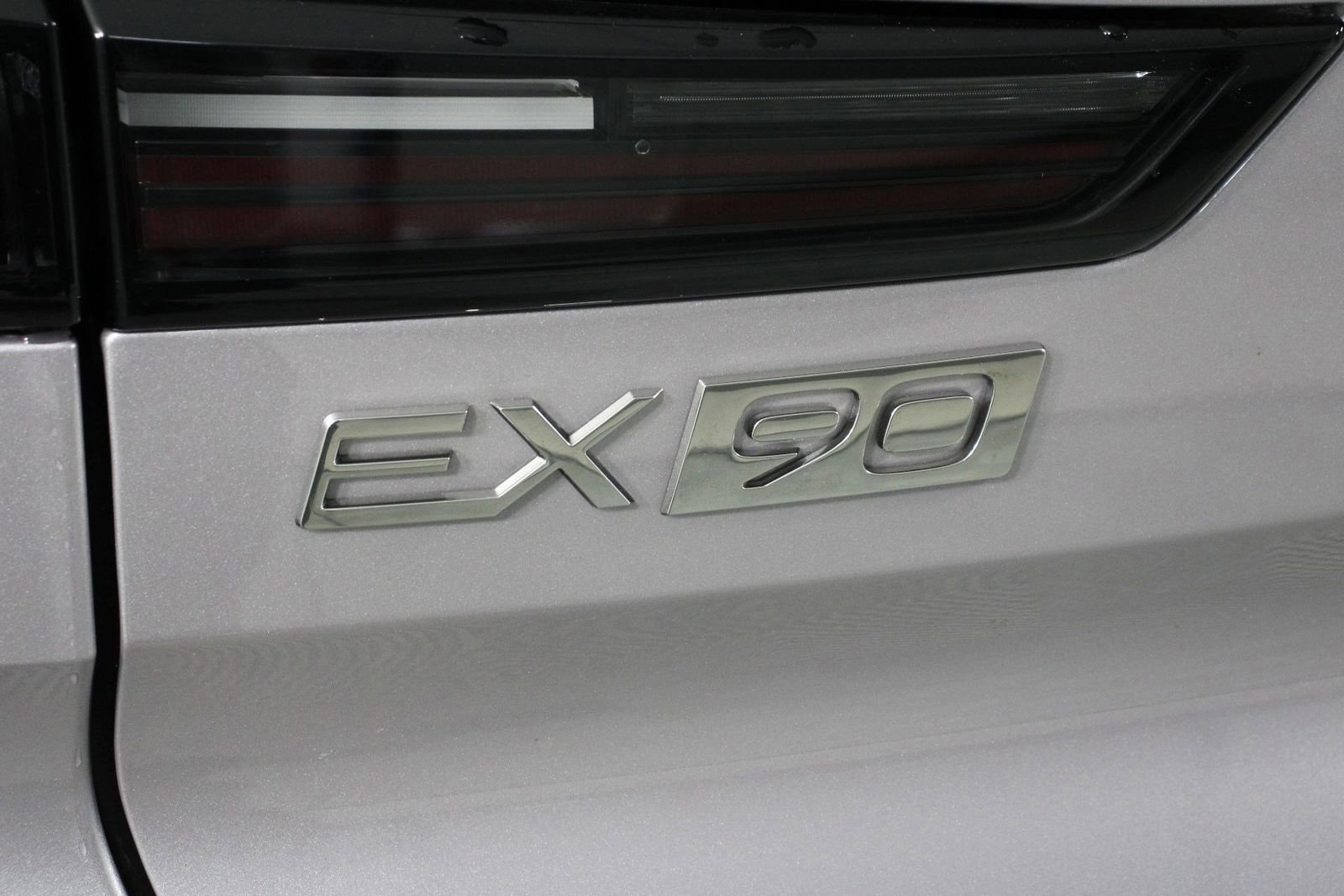 New 2026 Volvo EX90 Plus image 15