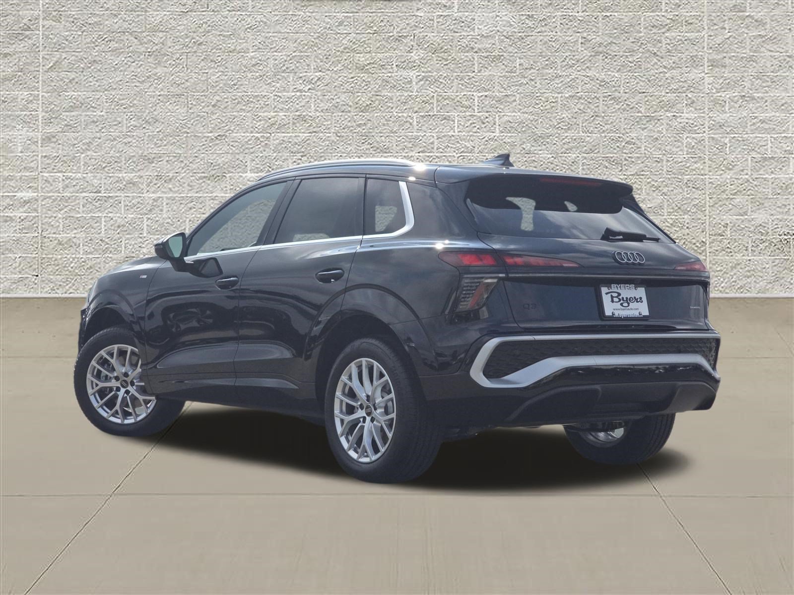 New 2026 Audi Q3 quattro 2.0T AWD/4WD image 5