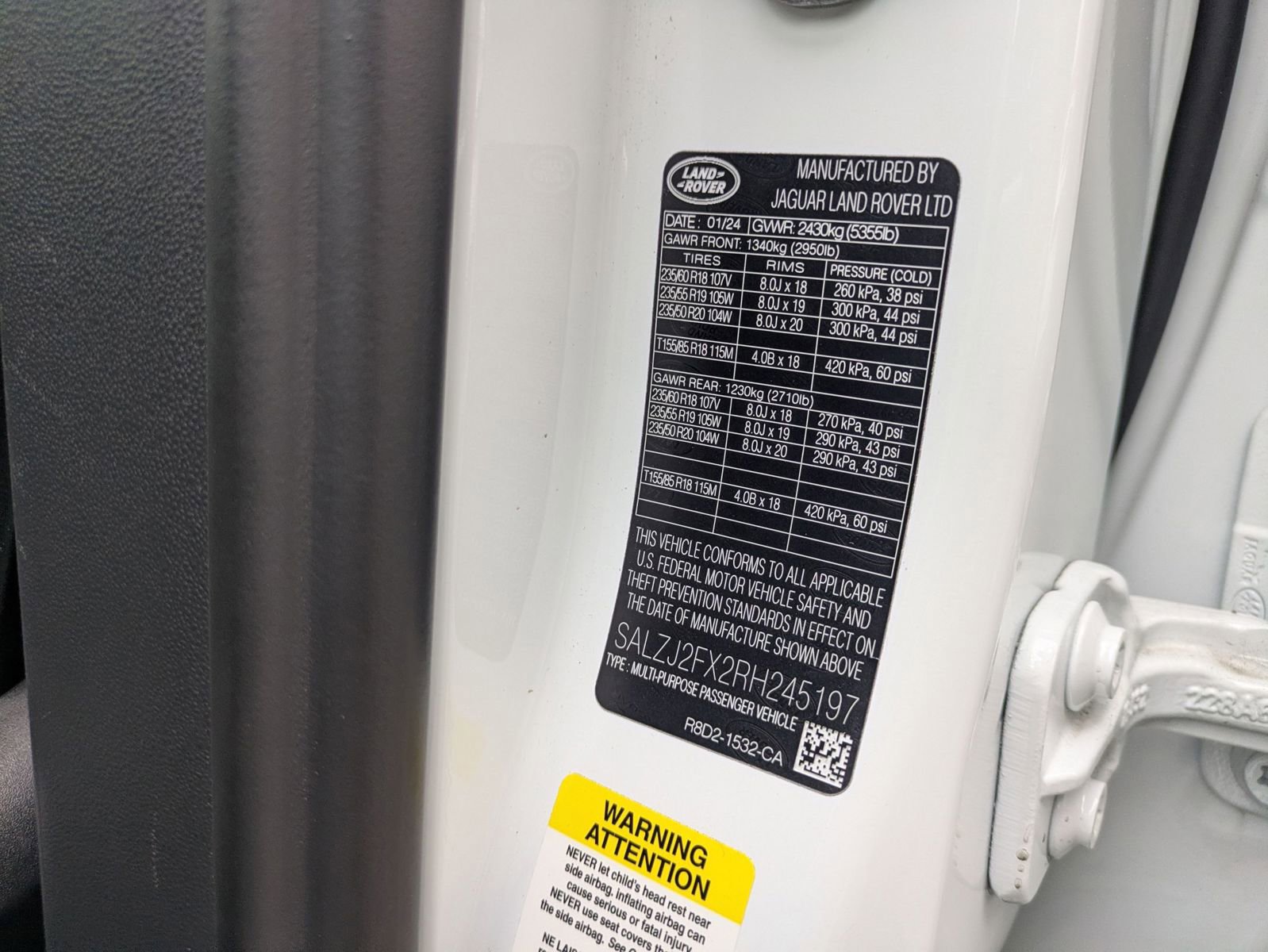 Used 2024 Land Rover Range Rover Evoque S image 32