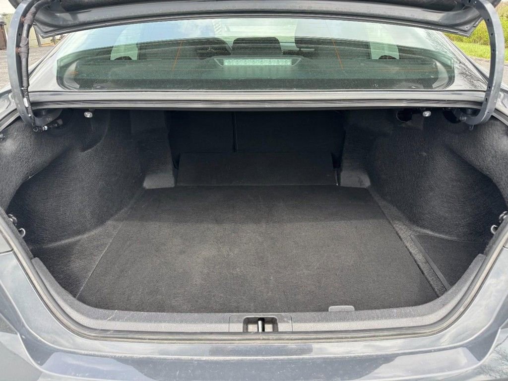 Used 2025 Toyota Camry LE FWD image 4