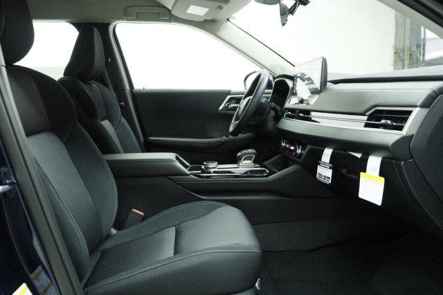 New 2026 Mitsubishi Outlander ES FWD image 18