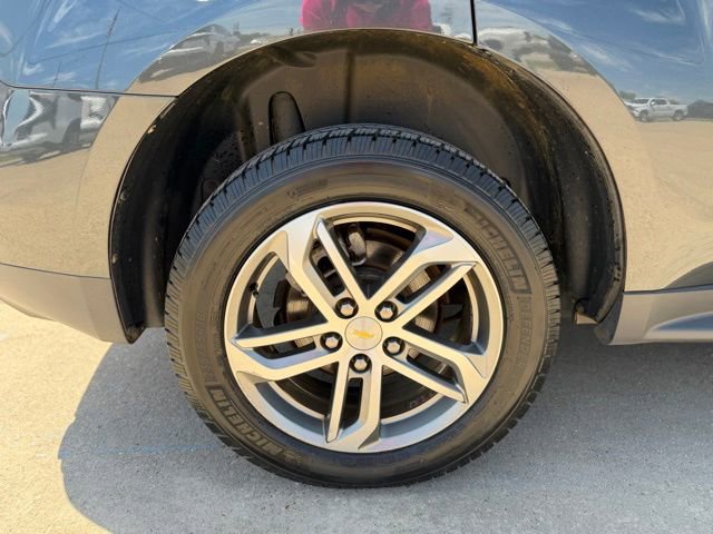 Used 2017 Chevrolet Equinox Premier w/ Enhanced Convenience Package AWD/4WD image 8