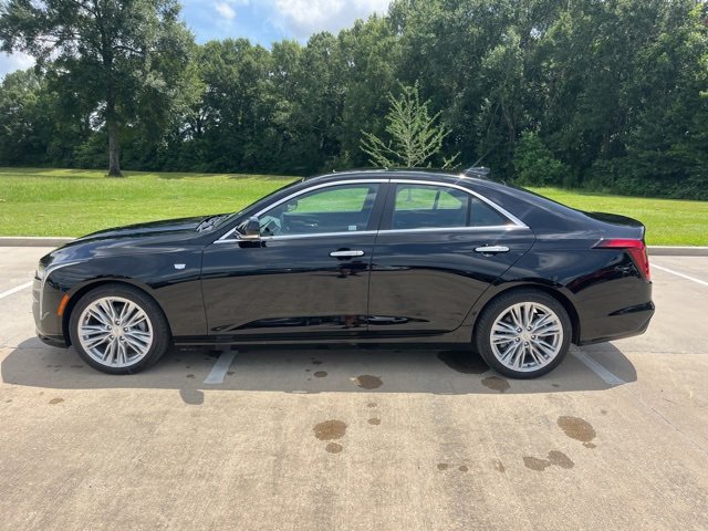 New 2025 Cadillac CT4 Premium Luxury image 2