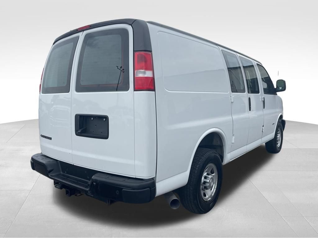 Used 2021 Chevrolet Express 2500 w/ Driver Convenience Package RWD image 11