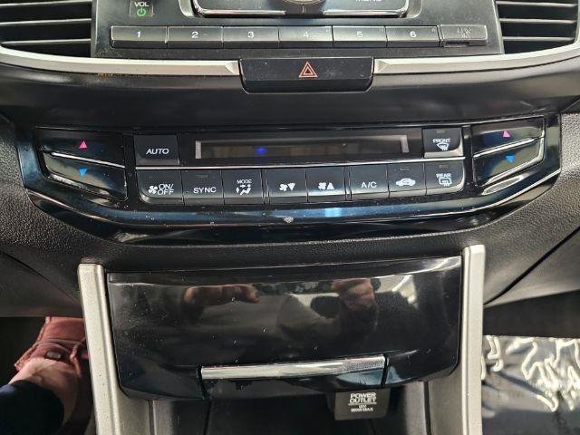 Used 2016 Honda Accord LX image 18
