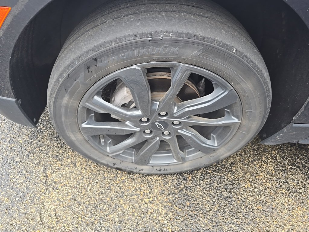 Certified 2023 Chevrolet Equinox RS AWD/4WD image 11