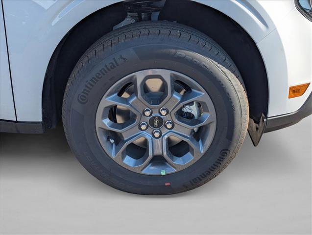 New 2026 Ford Maverick XLT image 9