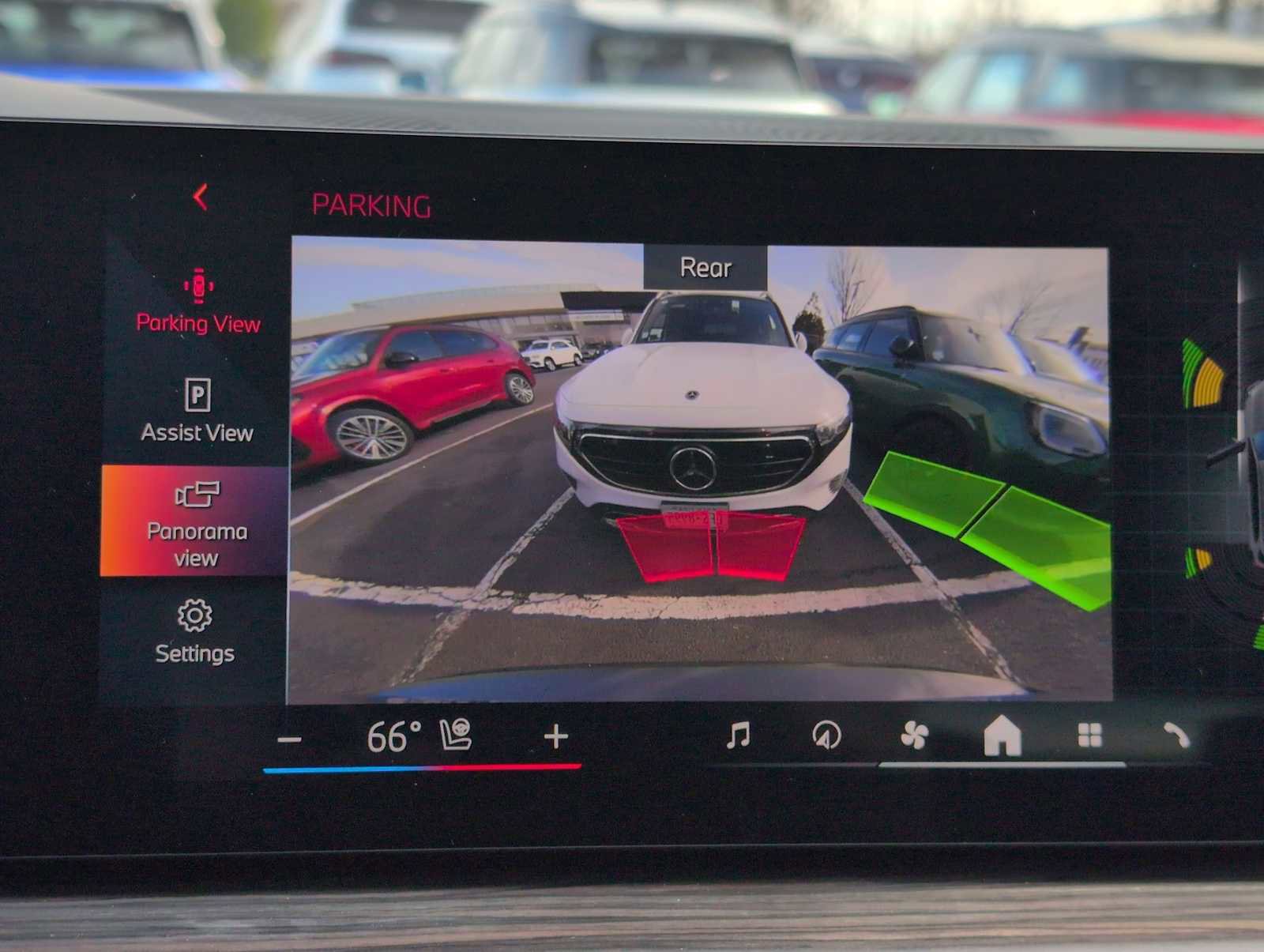 Used 2026 BMW X5 xDrive50e w/ M Sport Package image 30