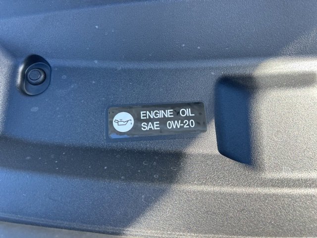 Used 2025 Toyota Highlander XLE image 13