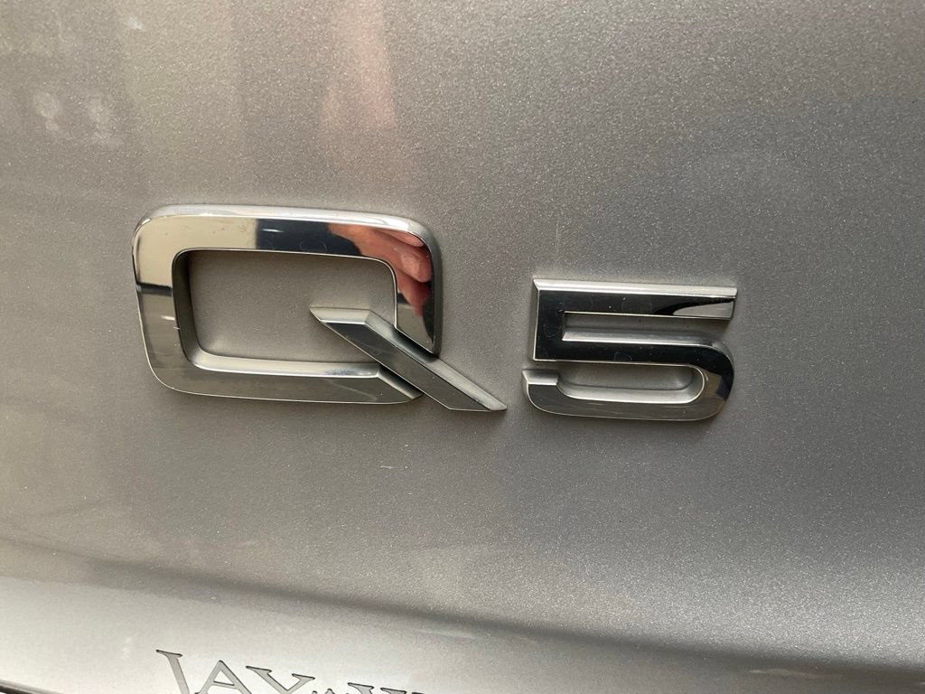 Used 2015 Audi Q5 2.0T Premium Plus w/ Technology Package AWD/4WD image 24
