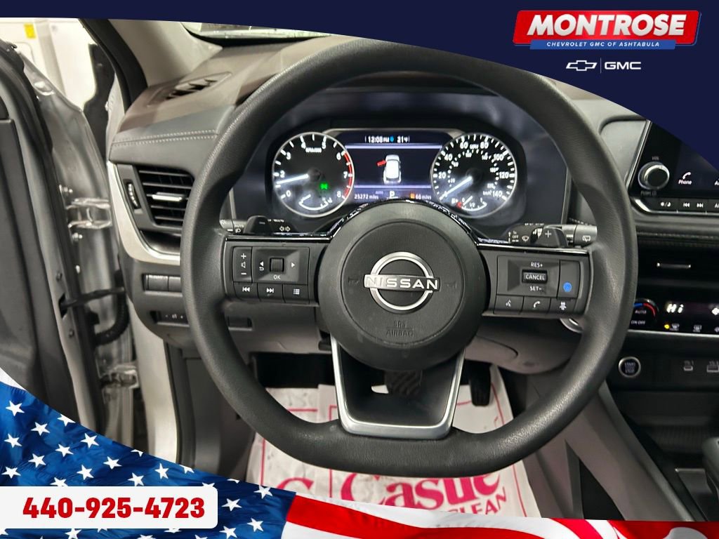 Used 2023 Nissan Rogue SV image 14