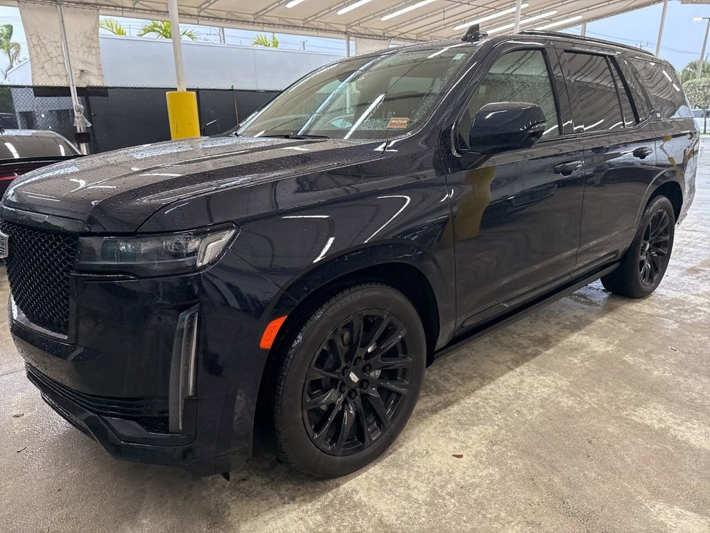 Used 2023 Cadillac Escalade Sport w/ LPO, ONYX Package image 4