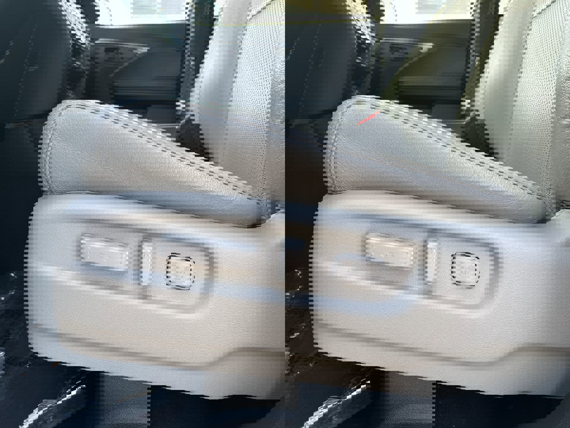 Certified 2022 Honda Passport EX-L image 14