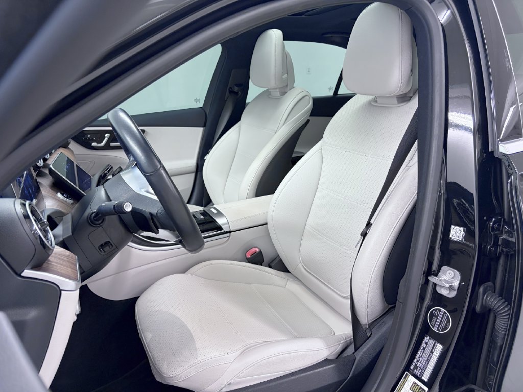 Certified 2023 Mercedes-Benz C 300 4MATIC Sedan image 15