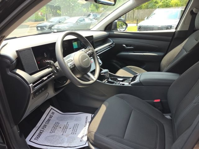 Certified 2025 Hyundai Tucson SEL AWD/4WD image 9
