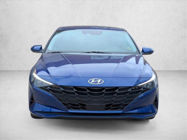Used 2023 Hyundai Elantra SEL w/ Convenience Package image 2