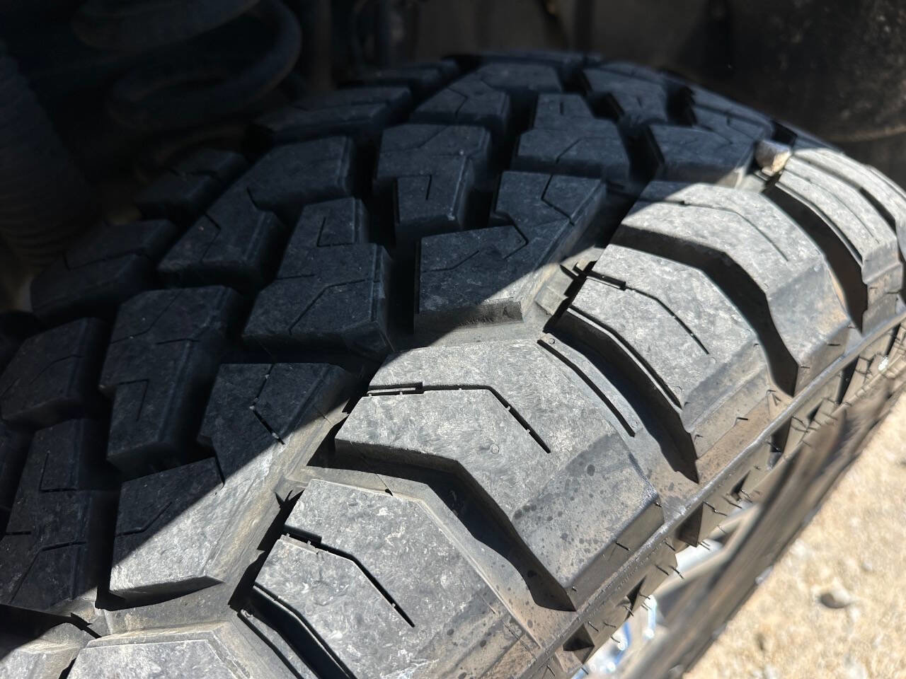 Used 2017 Ford F350 Lariat w/ Lariat Value Package image 31