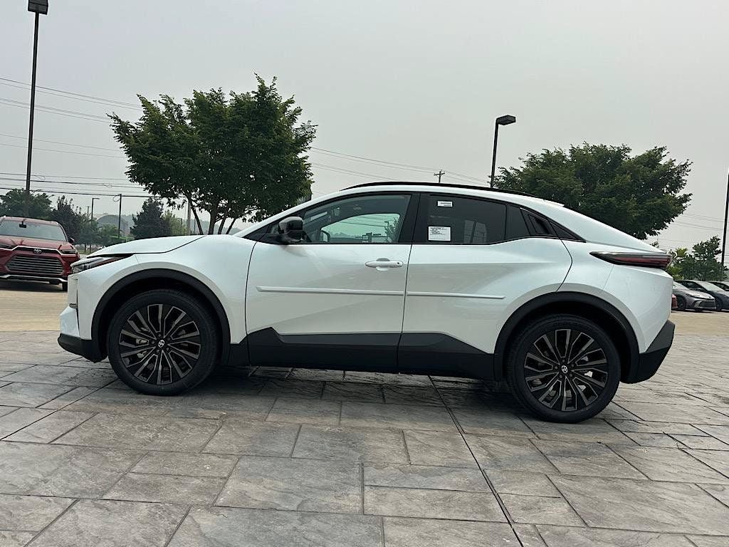 New 2026 Toyota C-HR AWD/4WD image 2
