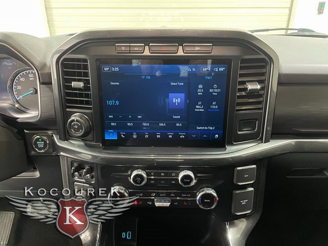 Used 2022 Ford F150 XLT w/ Equipment Group 302A High image 16