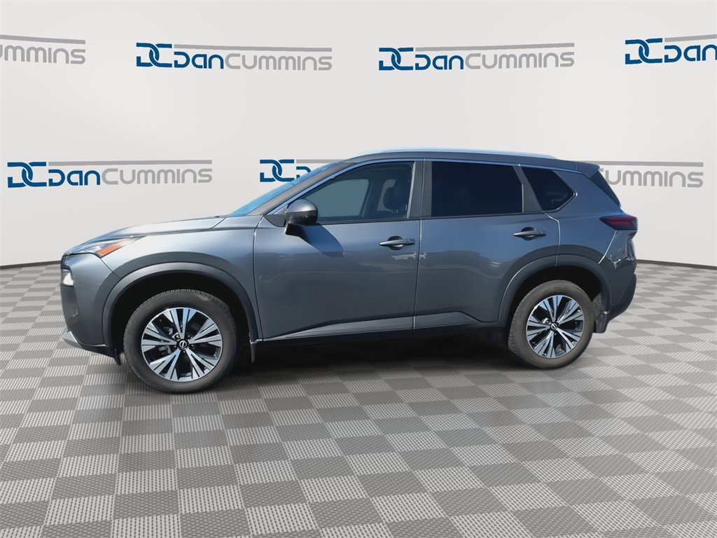 Used 2023 Nissan Rogue SV w/ SV Premium Package image 5