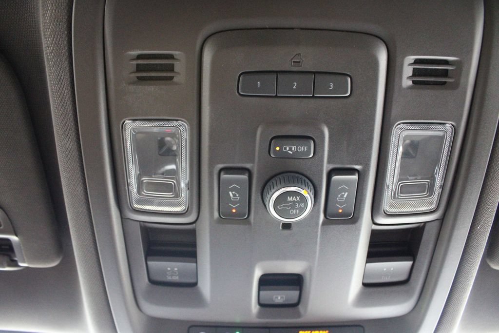 Used 2022 Chevrolet Tahoe LT w/ LT Signature Plus Package AWD/4WD image 36