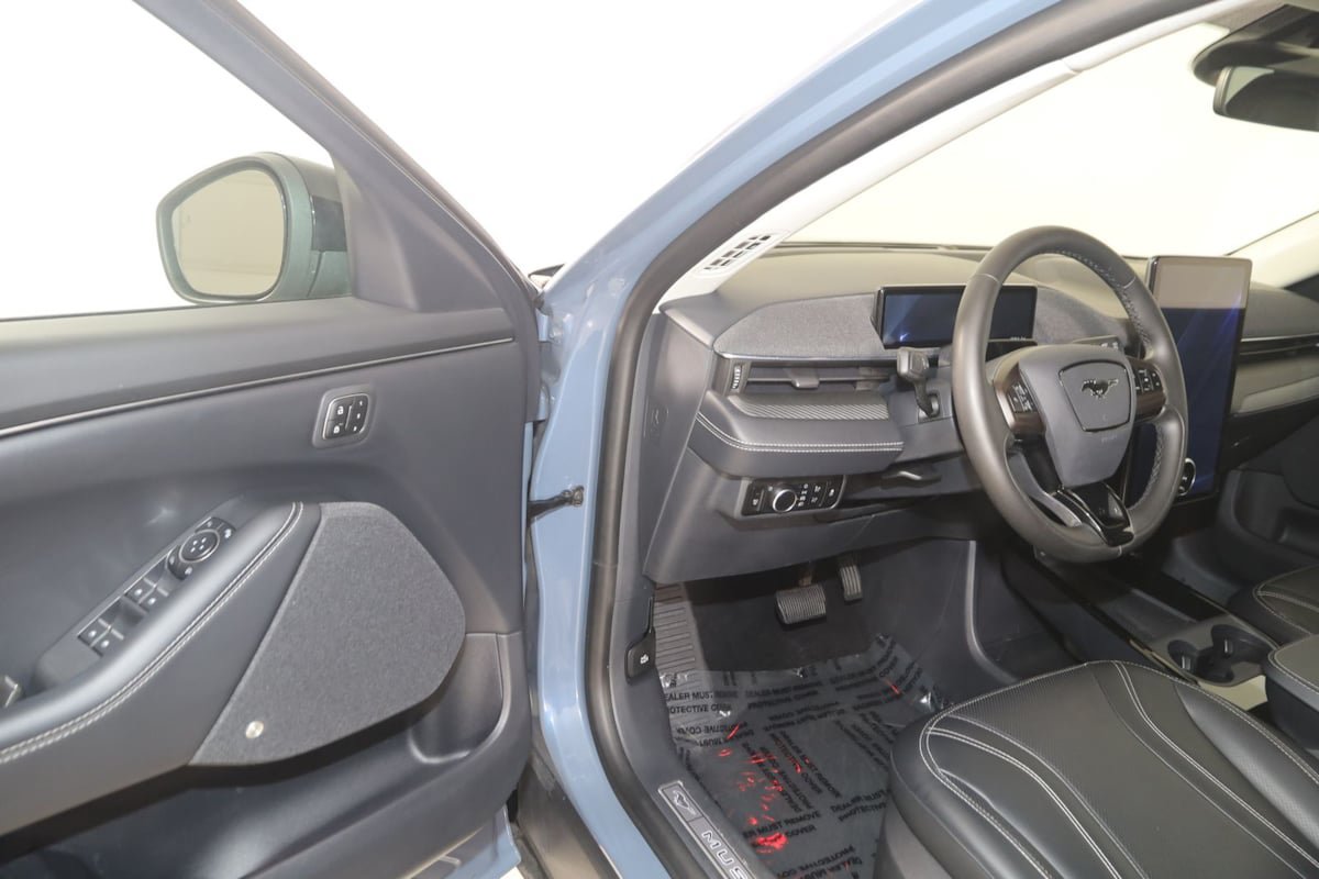 Used 2023 Ford Mustang Mach-E Premium AWD/4WD image 47