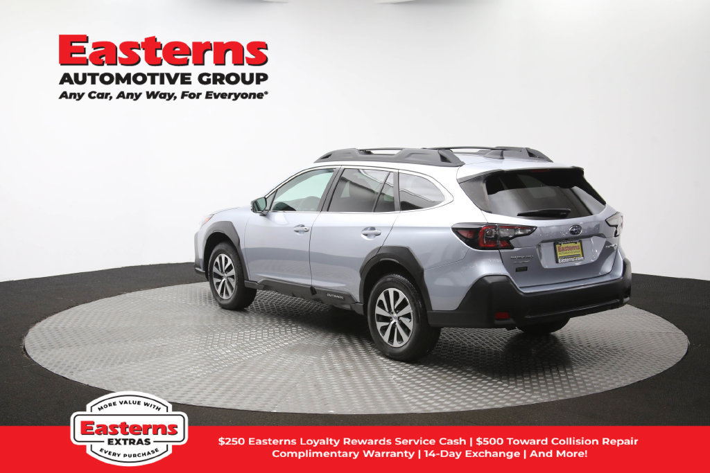 Used 2023 Subaru Outback Premium AWD/4WD image 65